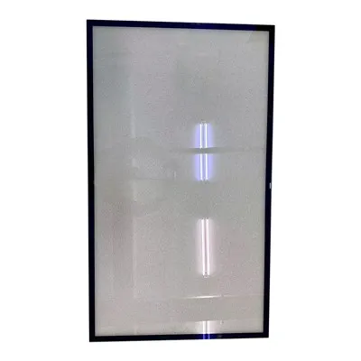 Sticlă acoperită cu AR rezistentă la zgârieturi-